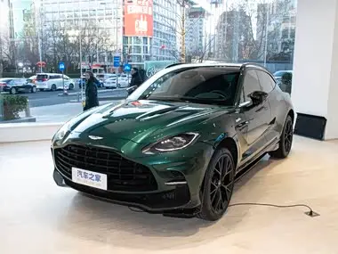 Aston Martin DBX