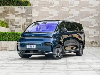 Geely Galaxy Yizhen L380