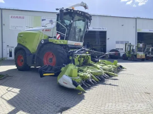 CLAAS Jaguar