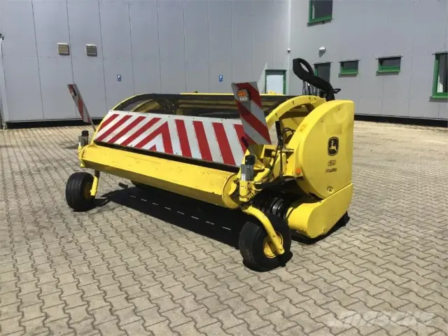 John Deere 9500