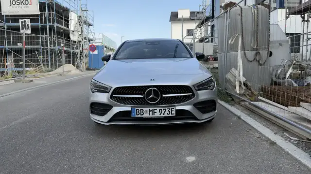 Mercedes-Benz CLA
