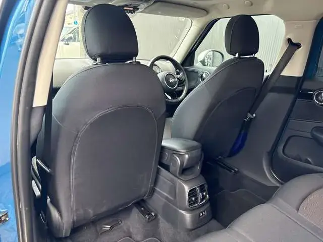 MINI Crossover
