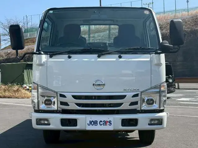 Nissan Atlas