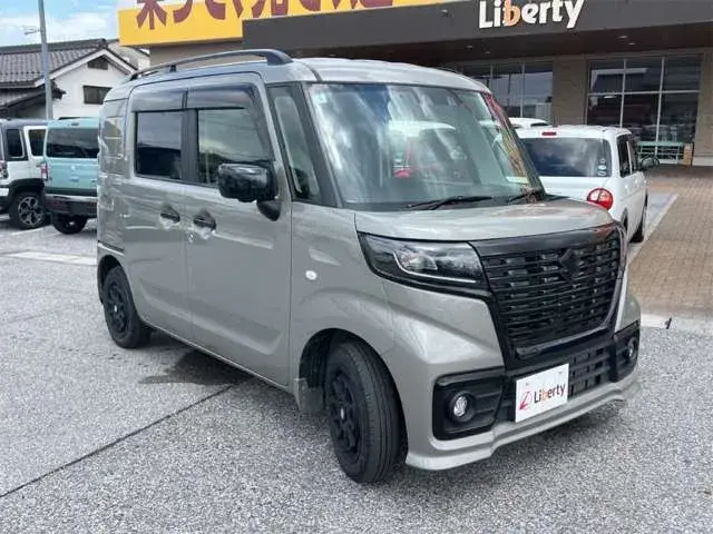 Suzuki Spacia Base