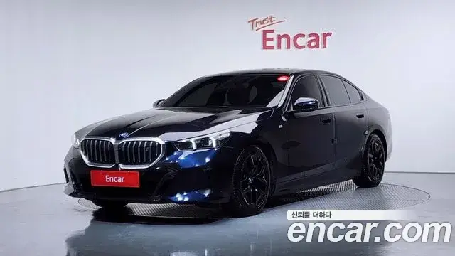 BMW i5