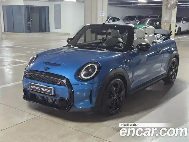 MINI Cooper Convertible