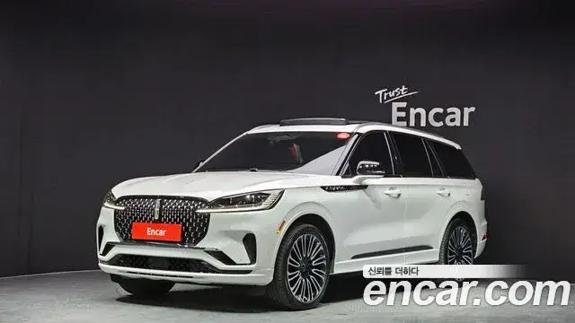 Lincoln Aviator
