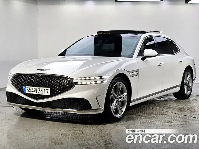 Genesis G90