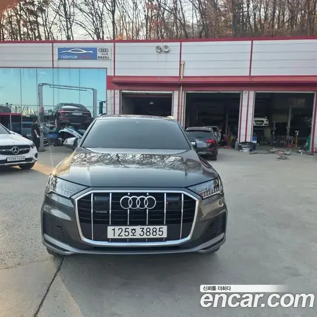 Audi Q7