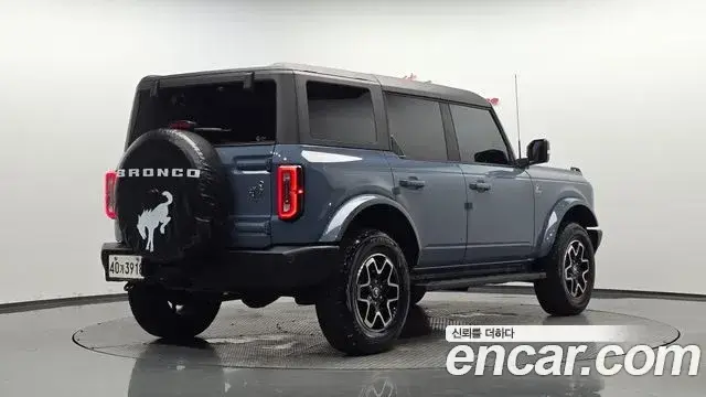 Ford Bronco