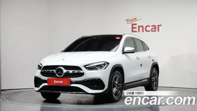 Mercedes-Benz GLA-Class