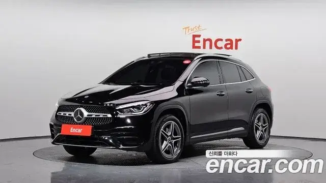 Mercedes-Benz GLA-Class