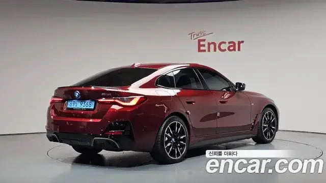 BMW i4