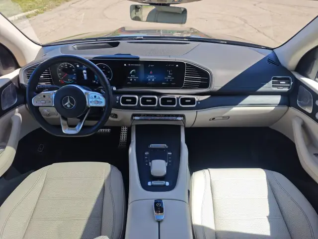 Mercedes-Benz GLS 400