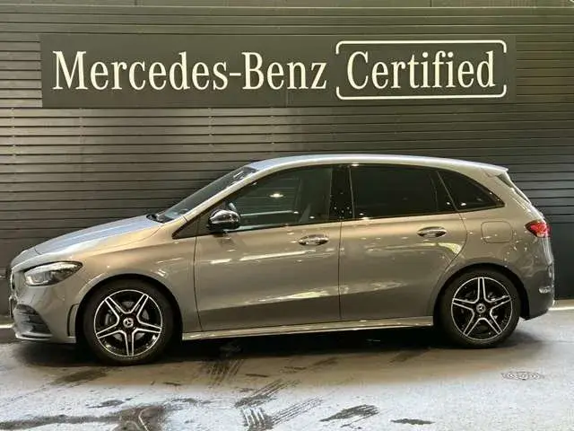 Mercedes-Benz B Class