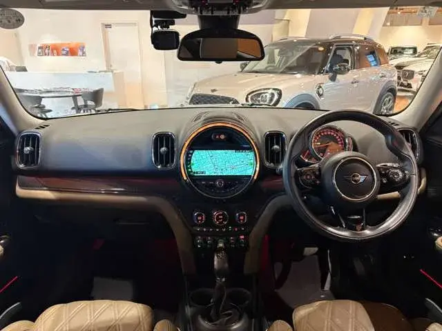 MINI Crossover