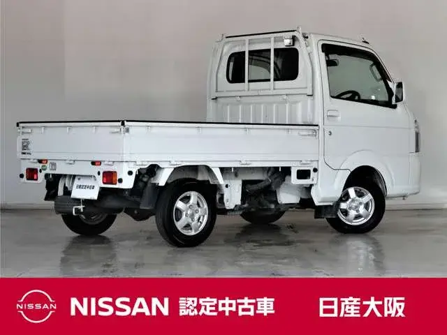 Nissan NT100 Clipper