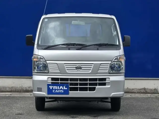 Nissan NT100 Clipper