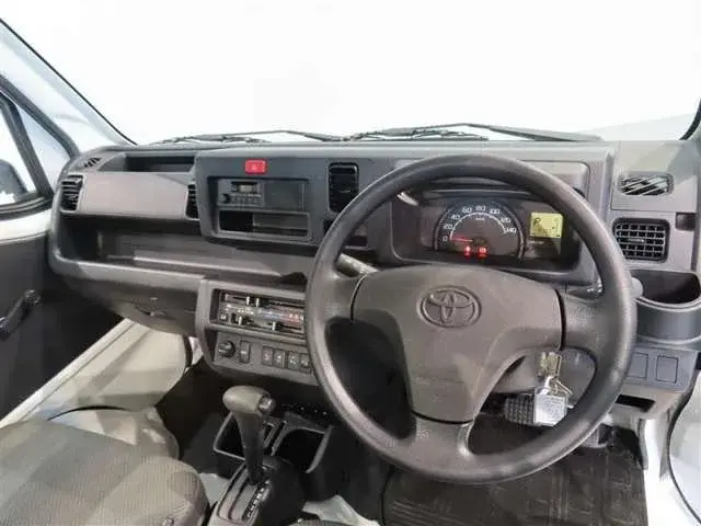 Toyota Pixis Truck