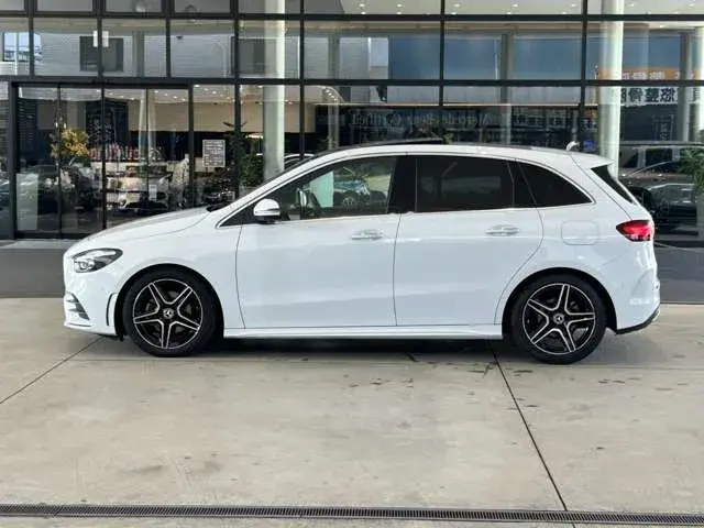 Mercedes-Benz B Class
