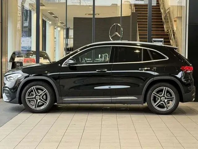 Mercedes-Benz GLA Class