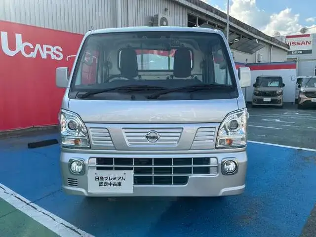 Nissan NT100 Clipper