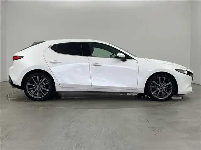 Mazda 3 Fastback