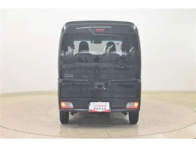 Toyota Pixis Van