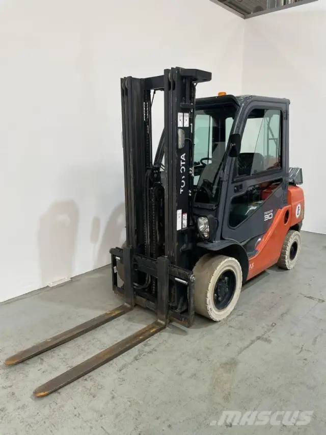 Toyota 02-8FGF