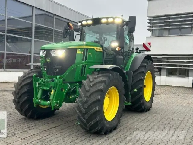 John Deere 6R