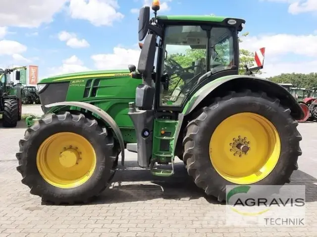 John Deere 6250